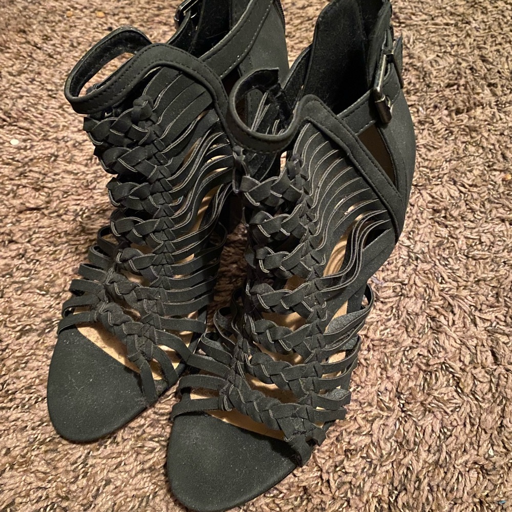 Stylish Black Strappy Heels